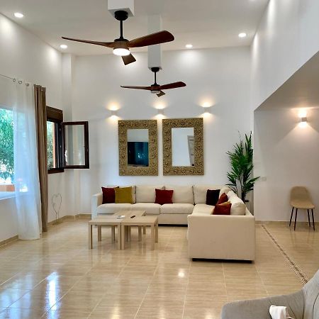 Amplia Vivienda New Para12 Pers A 4 Min Caminando De Playa Con Terraza, Piscina Com, Wifi, Ventiladores De Techo, Lavavajillas Roquetas de Mar Exterior foto