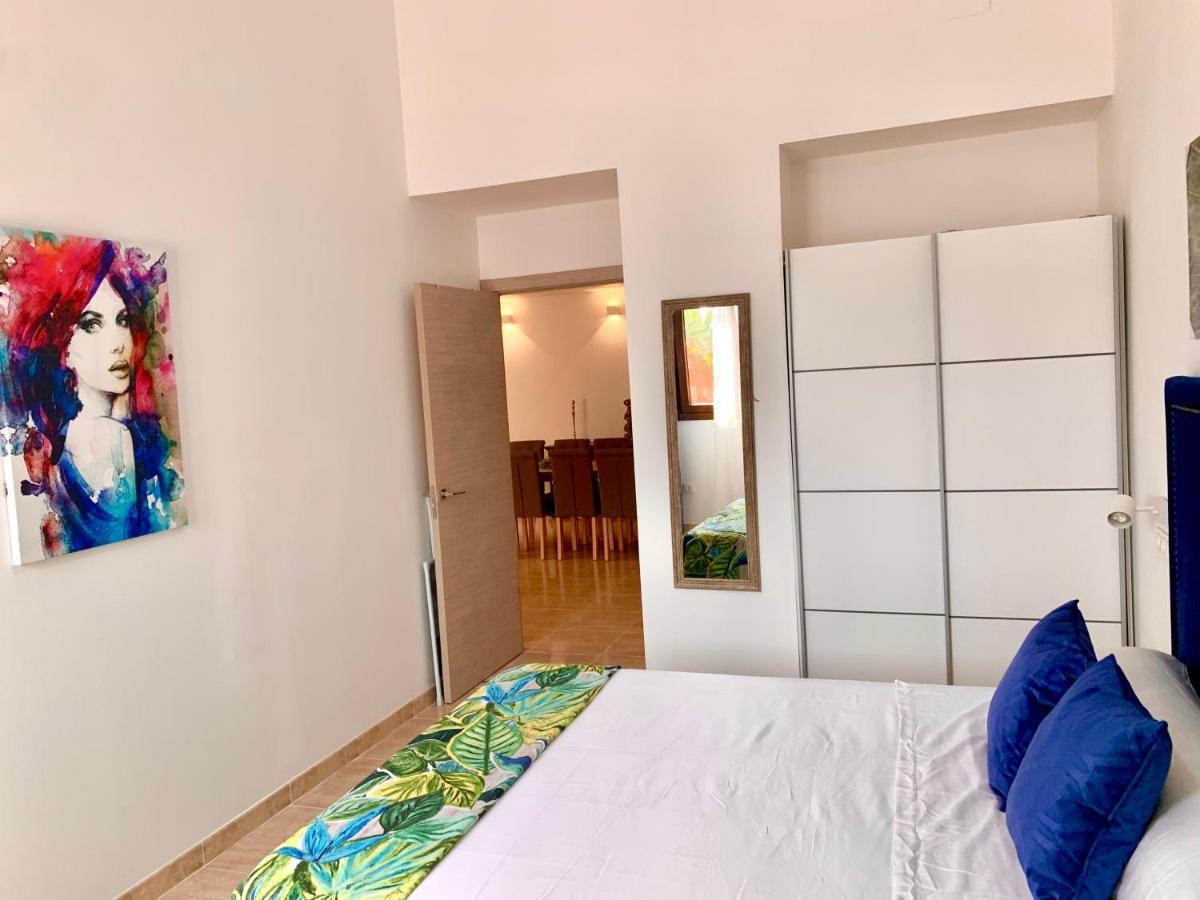 Amplia Vivienda New Para12 Pers A 4 Min Caminando De Playa Con Terraza, Piscina Com, Wifi, Ventiladores De Techo, Lavavajillas Roquetas de Mar Exterior foto