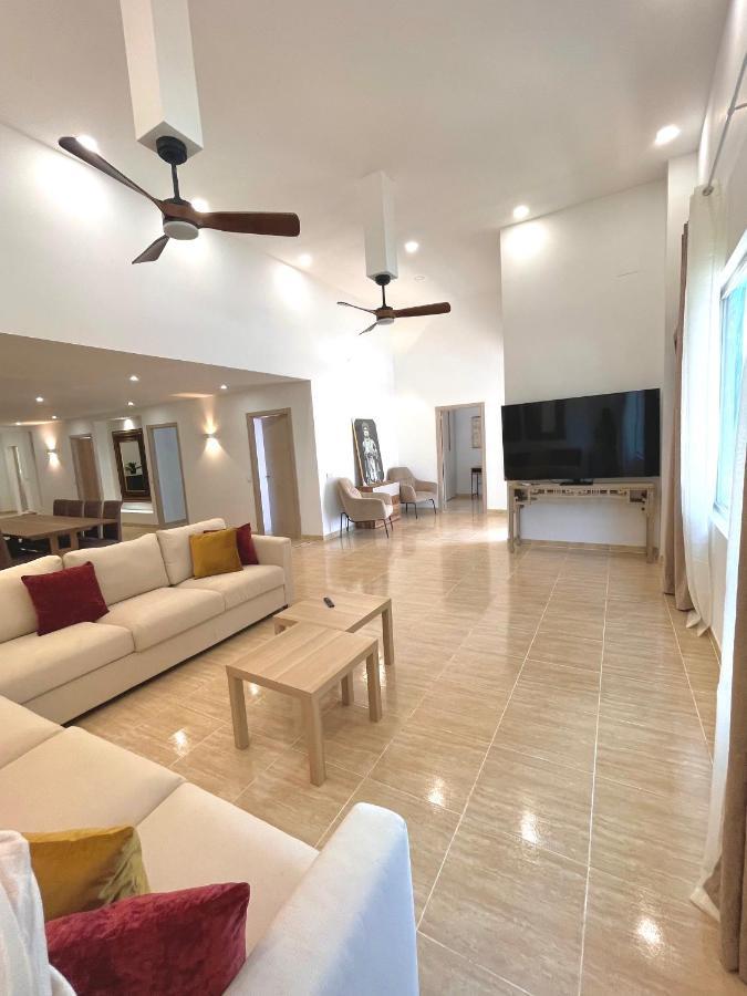 Amplia Vivienda New Para12 Pers A 4 Min Caminando De Playa Con Terraza, Piscina Com, Wifi, Ventiladores De Techo, Lavavajillas Roquetas de Mar Exterior foto